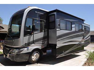 2009 33.5� Fleetwodd Southwind w/2 slide
