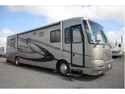 2004 Newmar Kountry Star 3904-3 Slide
