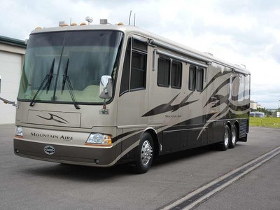 2004 Newmar Mountain Aire in Colorado