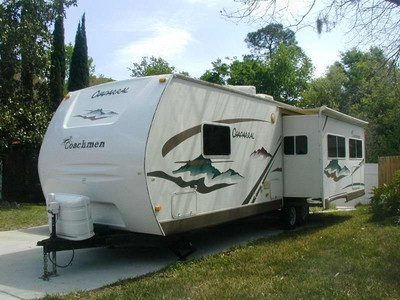 2005 Coachmen Chaparral 276RLS in Florid