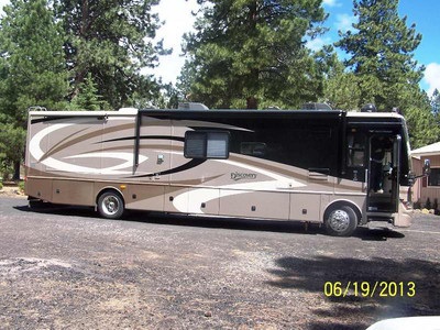 2008 Fleetwood Discovery 40X in Oregon