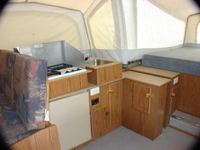 14 JAYCO FOLD DOWN\ W/HUGE SLIDE OUT