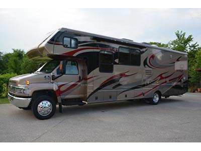 2008 35� Jayco Seneca w/3 slides