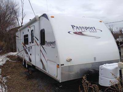 2010 33 Keystone Passport 300BH Ultra L