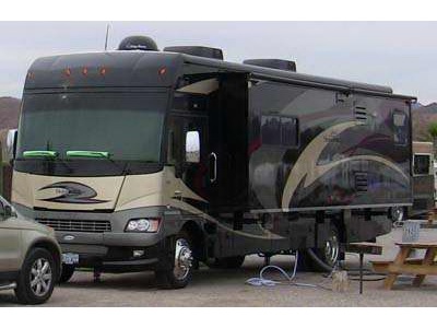 2011 32.10 Itasca Suncruiser w/2 slides