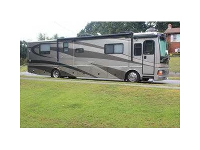 2005 Fleetwood Discovery 39S