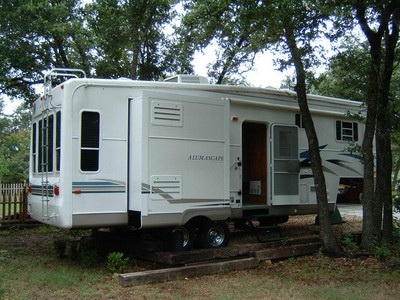 2003 Hoilday Rambler Alumascape 
