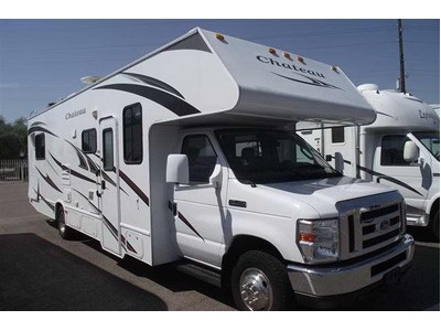 2011 Fourwinds Chateau 31P Bellow book!!