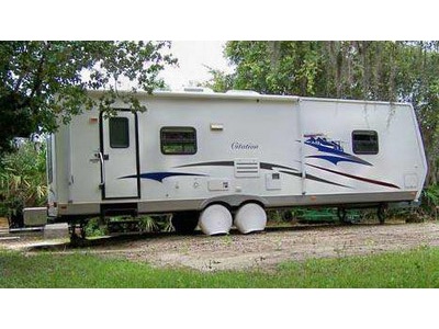 2005 31 Thor Citation w/2 slides