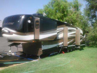 2011 Coachmen Brookstone in Oregon