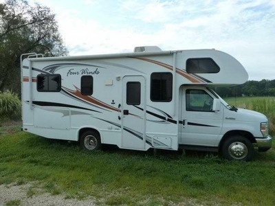 2012 Four Winds 23U