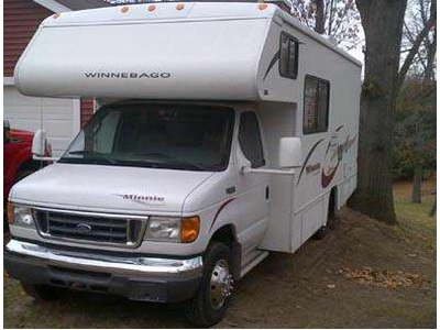 2005 24 Winnebago Minnie 24V