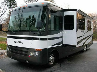 2005 33 Safari Samba w/slide