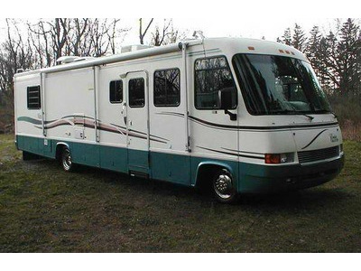 1998 36 Georgie Boy Cruise Master