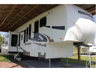 2009 Forest River Sierra 345RET