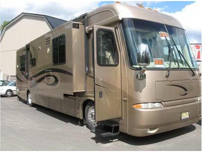 2005 39 Newmar Northern Star w/3 slides
