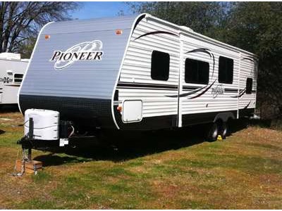 2013 30 Heartland Pioneer w/slide