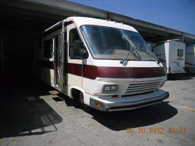 1988 National RV Dolphin