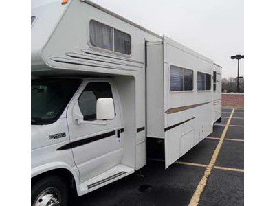 2005 31 Jayco Starcraft Ambient w/slide