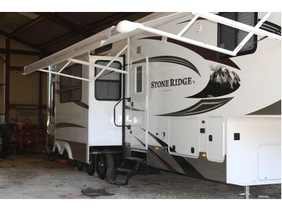 2013 KZ STONERIDGE 40RSS TOYHAULER