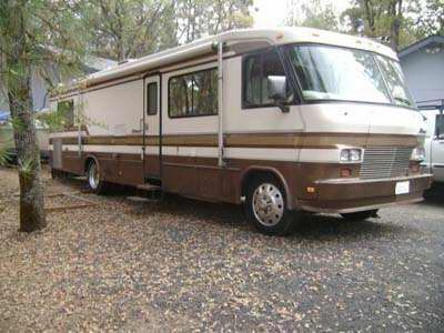 1989 38 Monaco Crown Royale