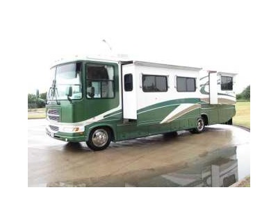 2002 35 Gulf Stream Sun Voyager w/2 sli